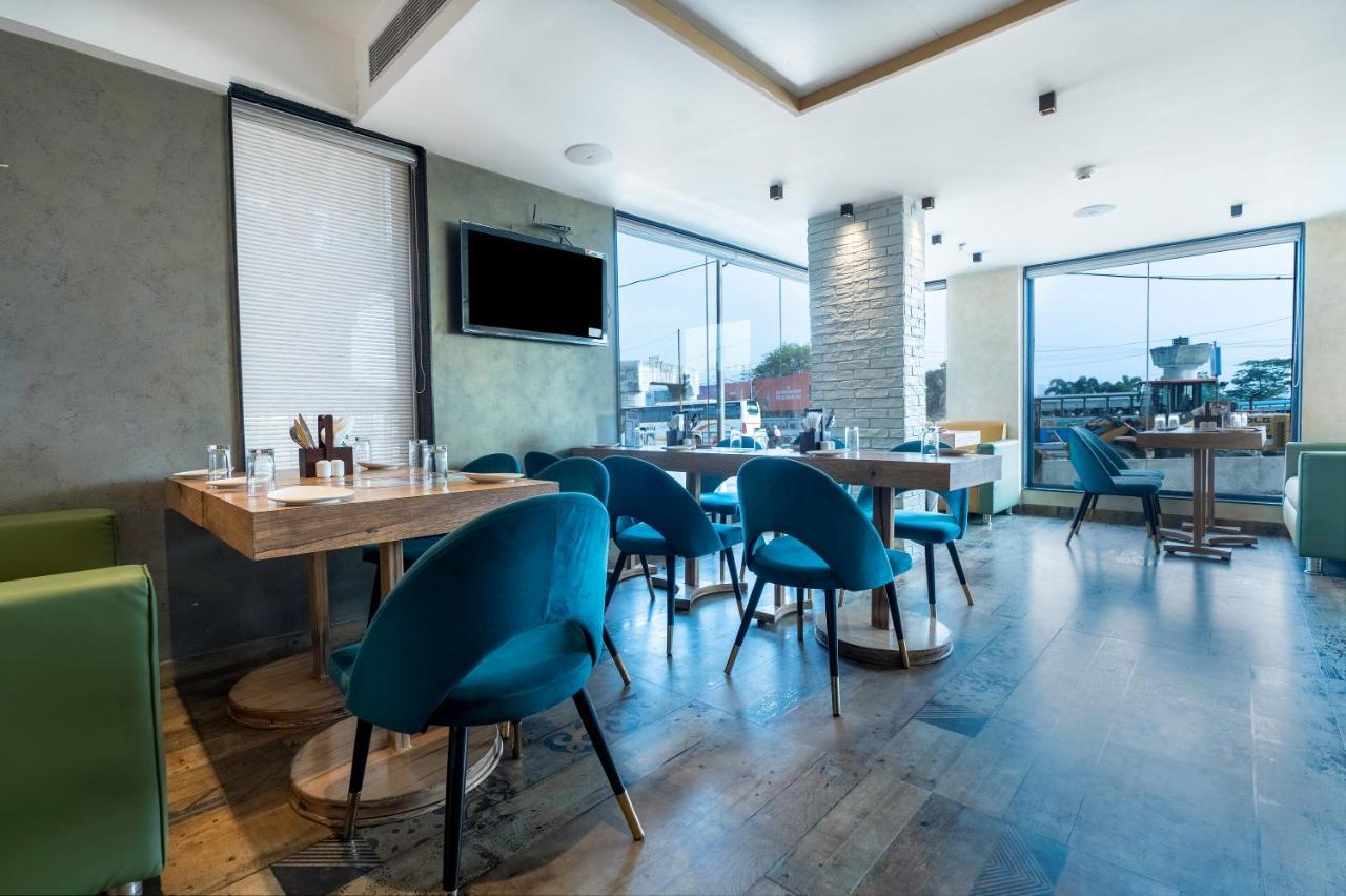 Poiisse Otel Kalküta Dış mekan fotoğraf