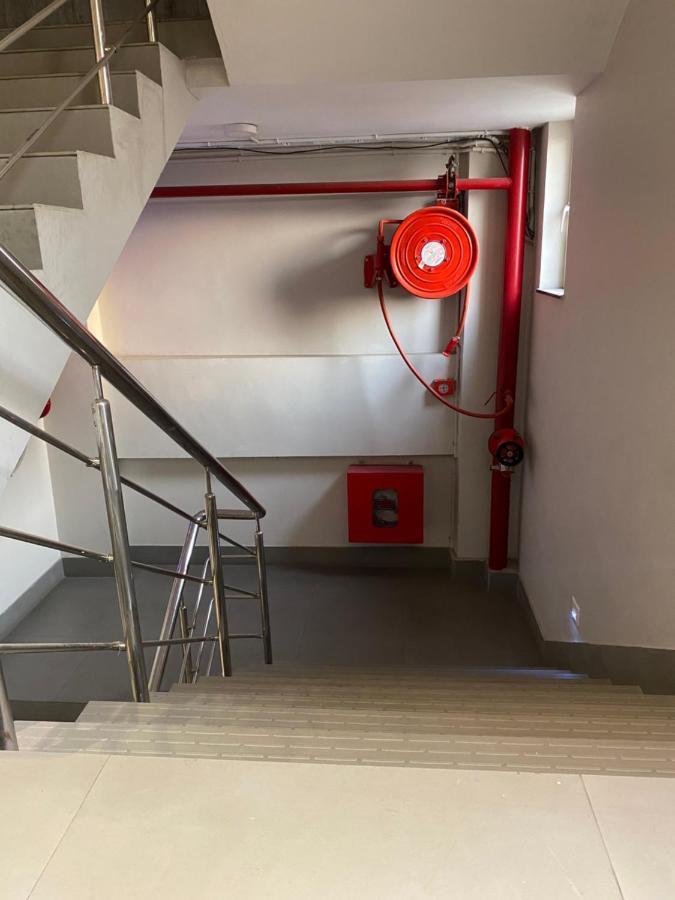 Poiisse Otel Kalküta Dış mekan fotoğraf